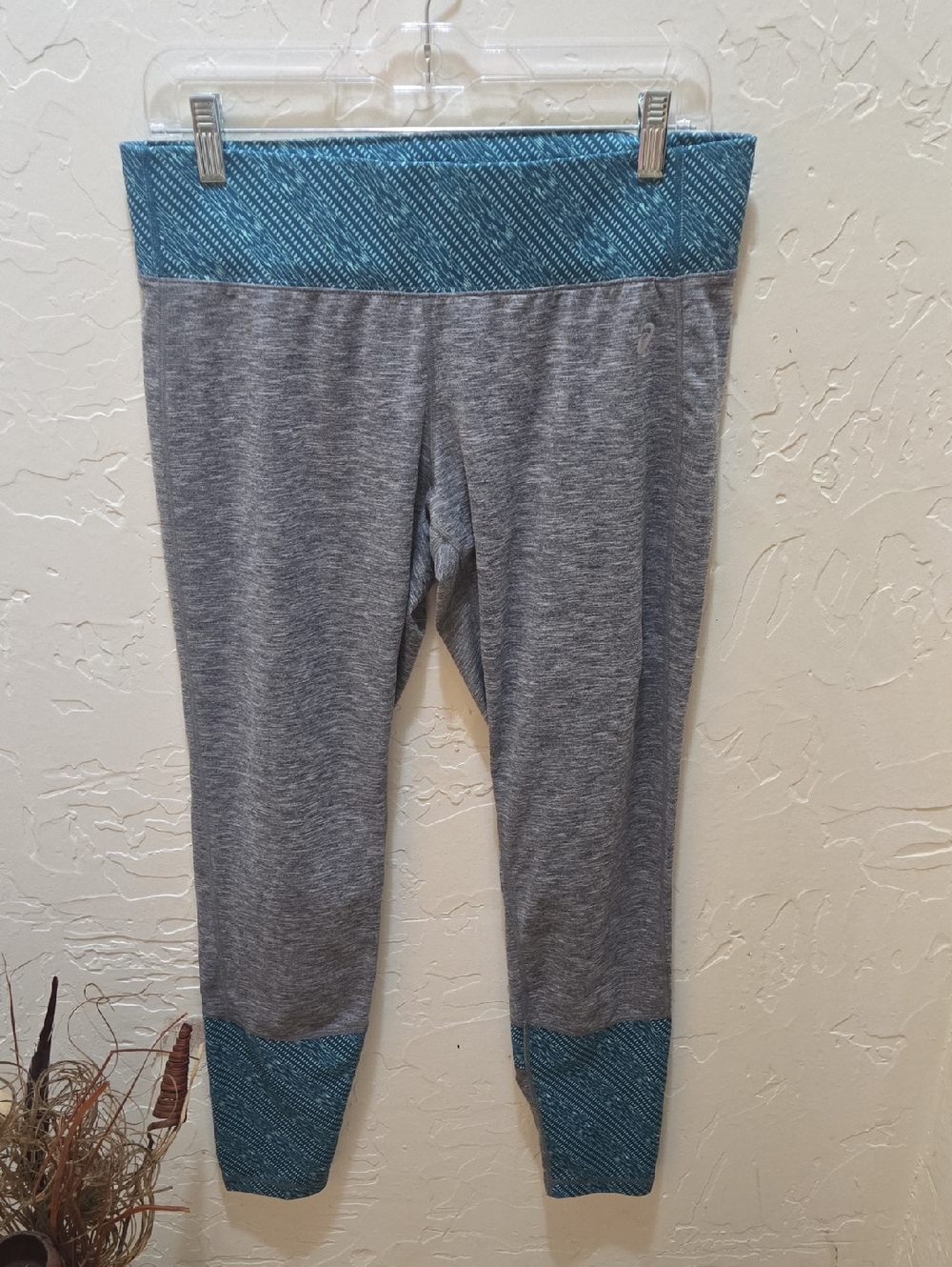 Asics Gray 7/8 Leggings with Teal Accents
